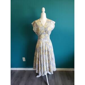 Women's Vintage 1960s Novelty Print Dress Twee Medium Floral empire waist midi